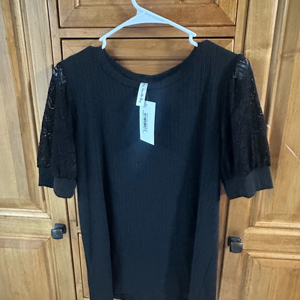 Elegant Black Lace Sleeve Top